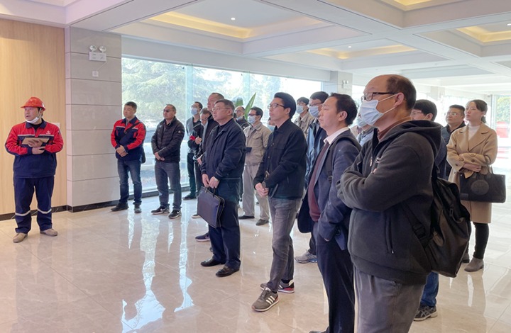 云煤（拉斯维加斯官网）集团到云南天安化工、云南磷化集团学习交流企业管理智能化建设履历