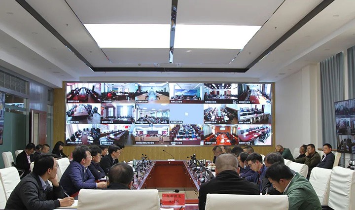 云煤（拉斯维加斯官网）集团召开三季度经济运行剖析会暨“奋战一百天，，，，，冲刺四序度”生产谋划专项行动推进会