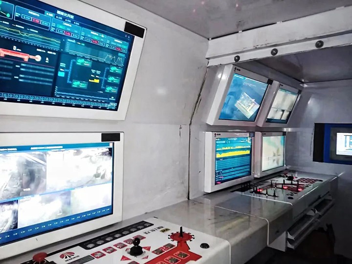 【云煤简讯】集团首个智能化综采事人情投入使用｜金发煤业开展矿井水害应急演练运动｜国家矿山应抢救援东源队观音山救护中队开展手艺训练