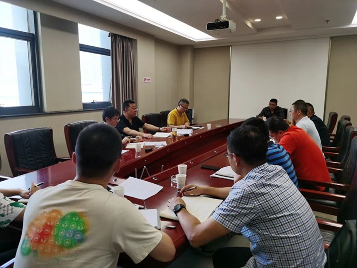 【下层调研】集团专职外部董事寸延峰到集团生产手艺部、谋划管理部和战略投资管理部调研指导事情