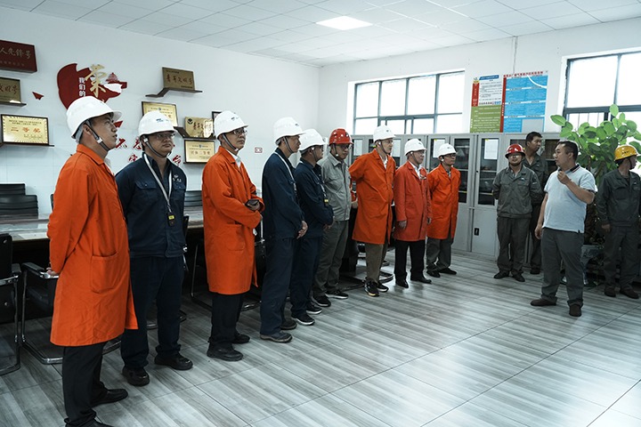 能投集团、煤炭工业集团党委团结召开曲靖区域企业党建联建共创事情启动安排会