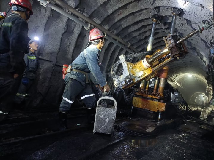 深化“三精管理”，，，，，赋能企业提质增效