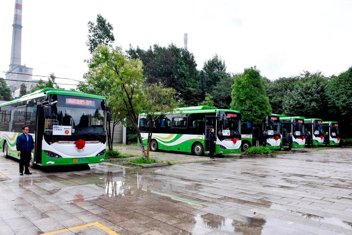 刷新为了谁？？？？？？？？暖心事里见新生 