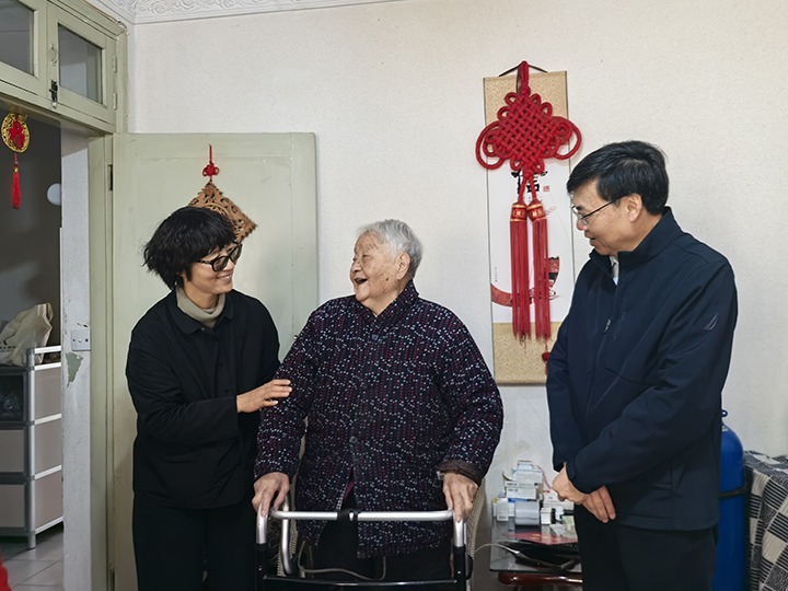 省国资委向导到云煤集团所属企业走访慰问